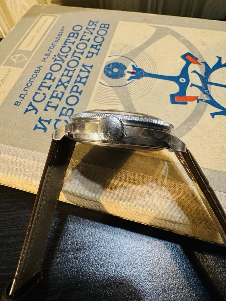 Vostok Komandirskie Commanders Soviet Military Watch USSR - Image 4 of 4