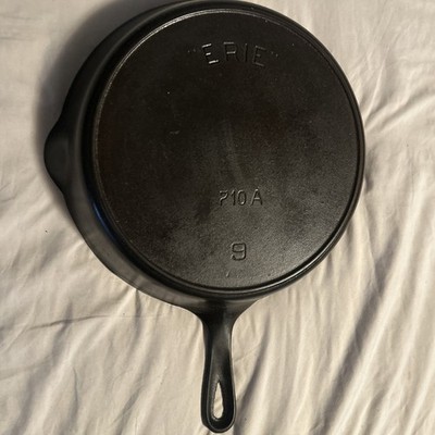 1890's-1905 Griswold ''ERIE'' Logo 3rd. Series Sz. 9 710A Cast Iron Skillet  