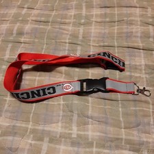CINCINNATI REDS REFLECTIVE TEAM COLOR 24"x 1" Lanyard w/Detachable Buckle