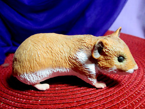 Super Cute! 2008 Safari Ltd. Golden Hamster Figure