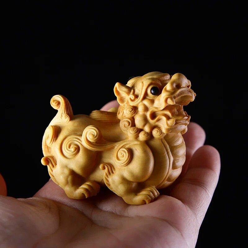Chinese Boxwood Huang-yang wood carving Pixiu statue 黄杨木貔貅 | eBay