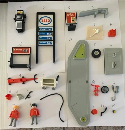 Vintage 1981 Playmobil Geobra 3434 3437 Esso Shell Gas Station Parts