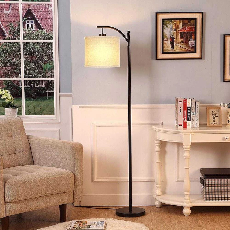 Montaje Brightech 62 in. Lámpara de pie clásica negra moderna de 1 luz LED eficiente Foto 4 de 4