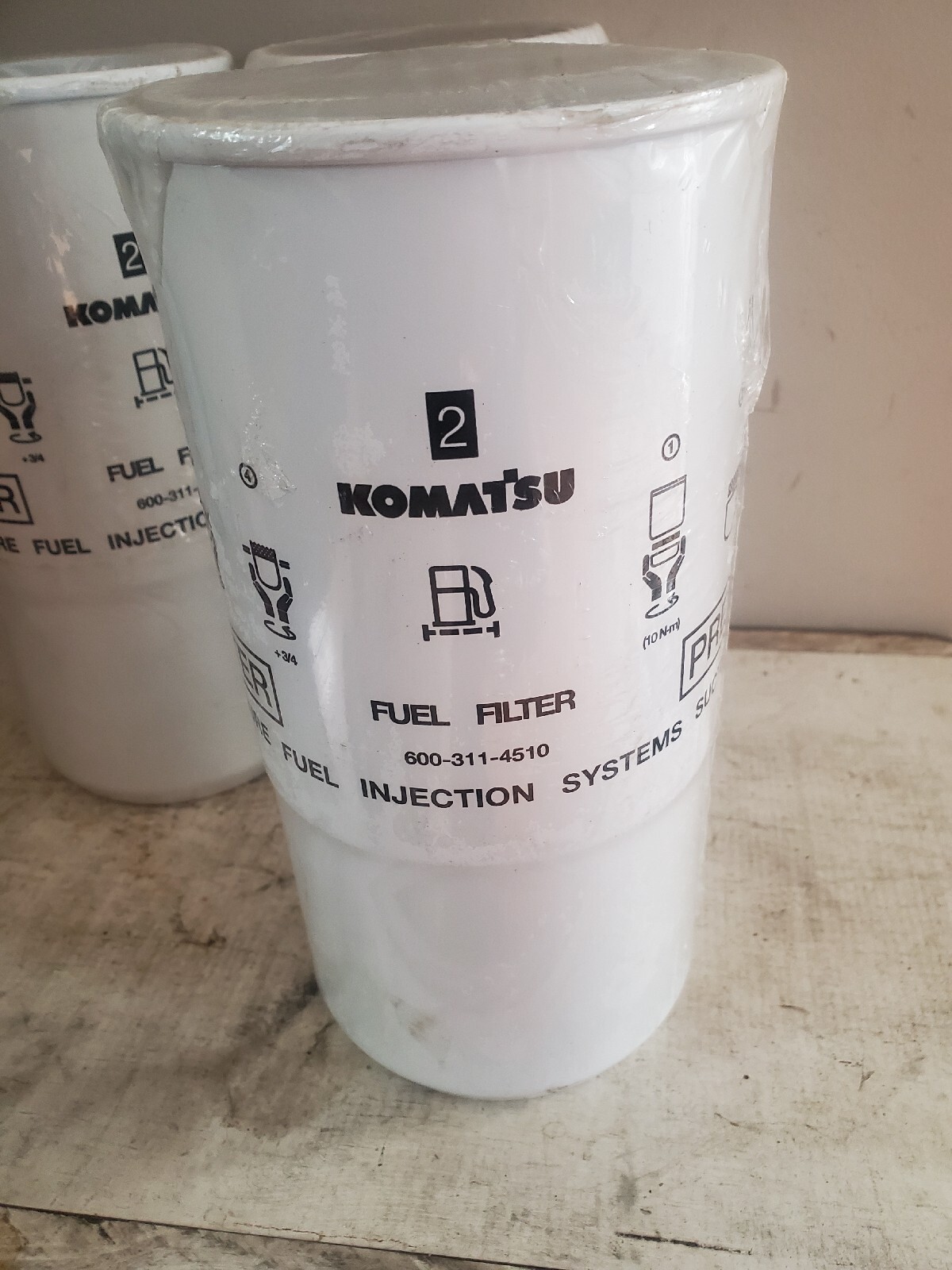 KOMATSU 6003114510 Fuel filter cross reference