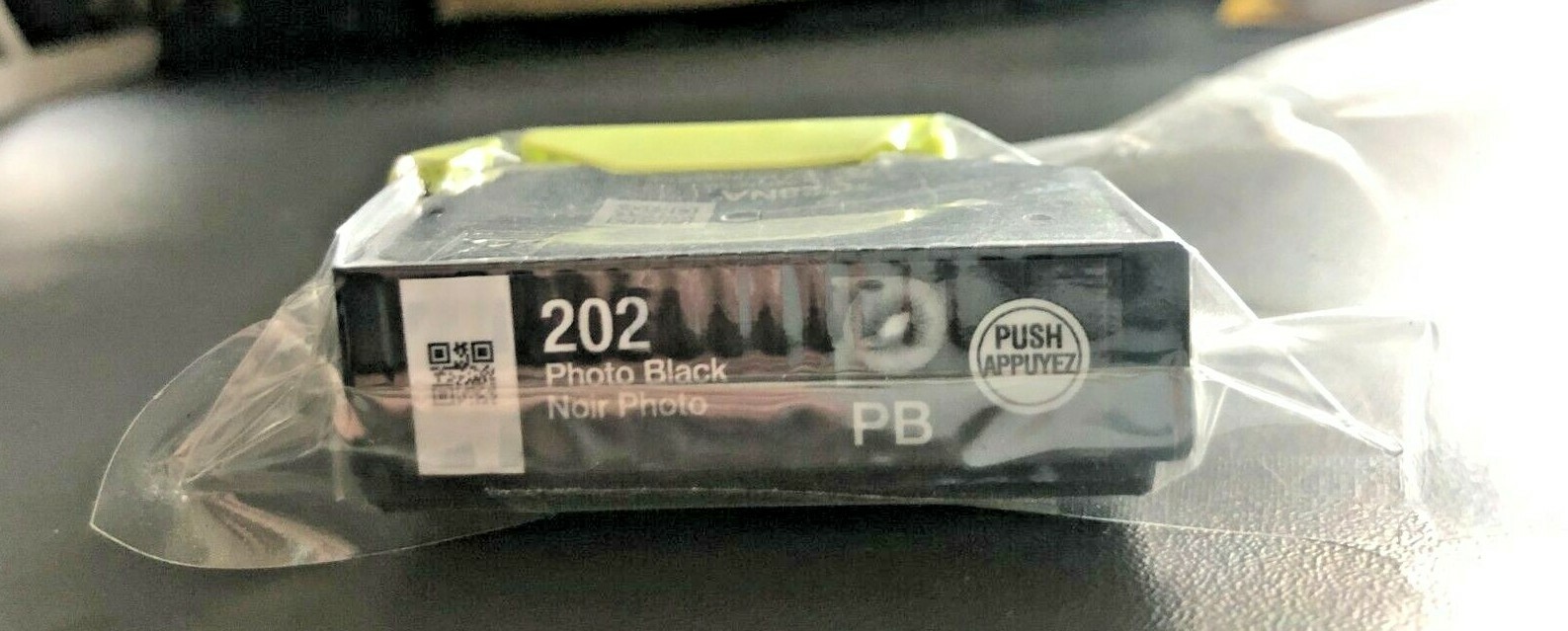 Genuine Epson 202 Photo Black Original Ink Cartridge Expiry 2027 Printer Ink - Image 2