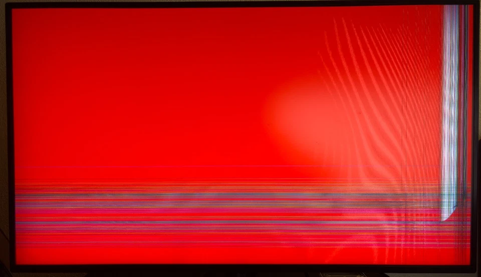 LG 43UD79-B 43" 4K UHD (3840 x 2160) IPS Monitor 2 HDMI (2.0) DP USB-C HDCP 2.2 - Image 4 of 4