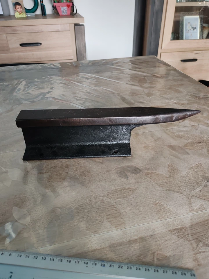 petit ENCLUME ANCIENNE Faite Sur RAIL De CHEMIN DE FER A Saisir  - Photo 4/4