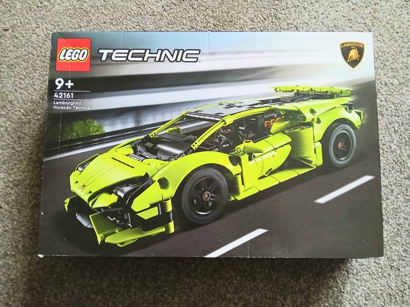 LEGO TECHNIC 42161 Lamborghini Huracán BNIB