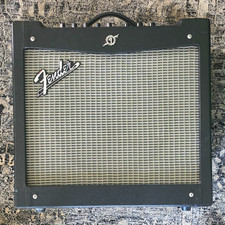 Combo amplificador de modelado Fender Mustang II V.2 40W 1 altavoz práctica de 8 ohmios