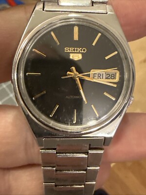 Seiko Automatic 7009-3140 Day Date Vintage Men’s Watch Black Dial runs 