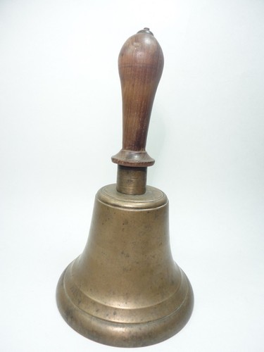 Campana Vintage Ottone Scuola Insegnante/Chiesa/Fattoria/Manico in Legno Campana 10x5,5 - Foto 2 di 12