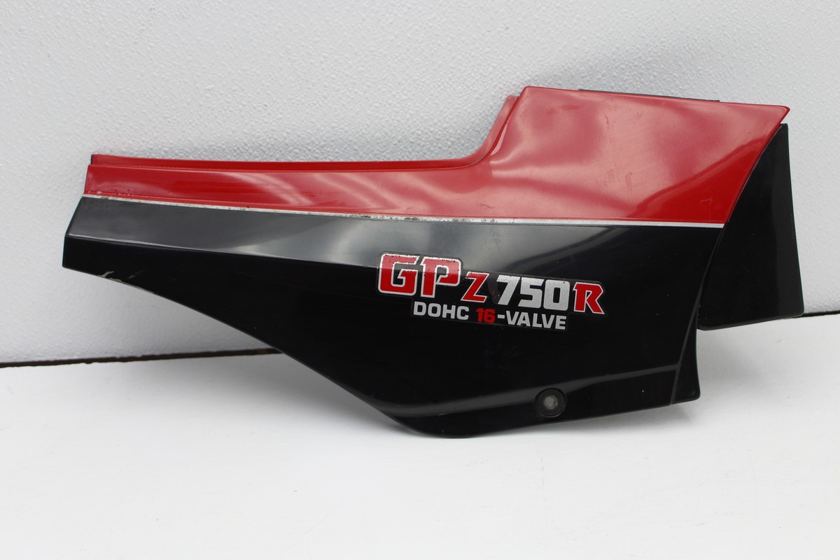 かっぺ 1985 KAWASAKI GPZ750 ZX750 ZX750R RIGHT SIDE COVER FRAME