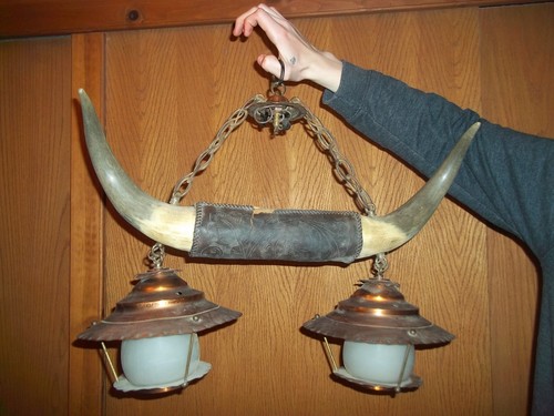 STEER HORN HANGING DOUBLE COPPER LAMPS - OLD - Picture 1 of 3
