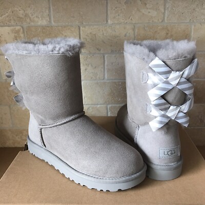ugg bailey bow grey size 8