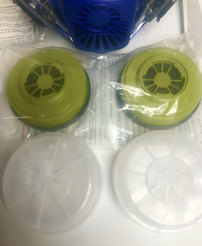 NEW Willson Safety Gas Mask  8100-LSA8 With T08/P95 DALLOZ SAFETY - Image 4 of 4