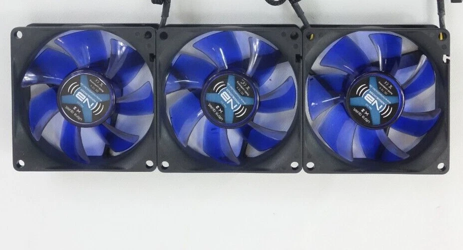 Noiseblocker BlackSilent Fan X2 - 80mm Schwarz-Blau wie neu mit montage zubehör - Bild 2 von 4