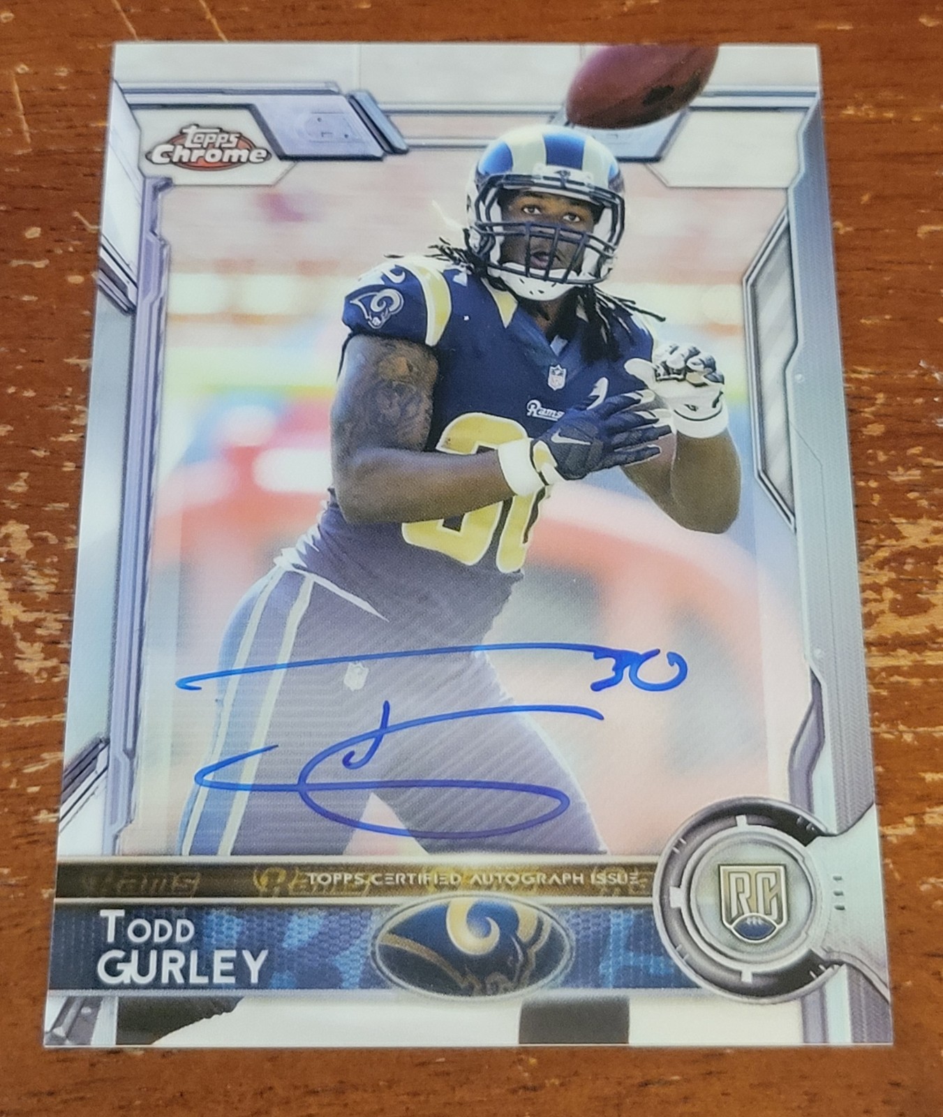 Todd Gurley Topps Chrome #110 Autograph-Black Refractor