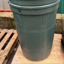 Cloudburst 200 Litre Water Butt (seconds with cosmetic damage)