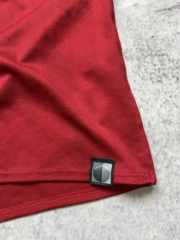 Футболка домашняя Liverpool FC 2018/19 — M. Salah No11 красная молодежная размер M - Изображение 3 из 4