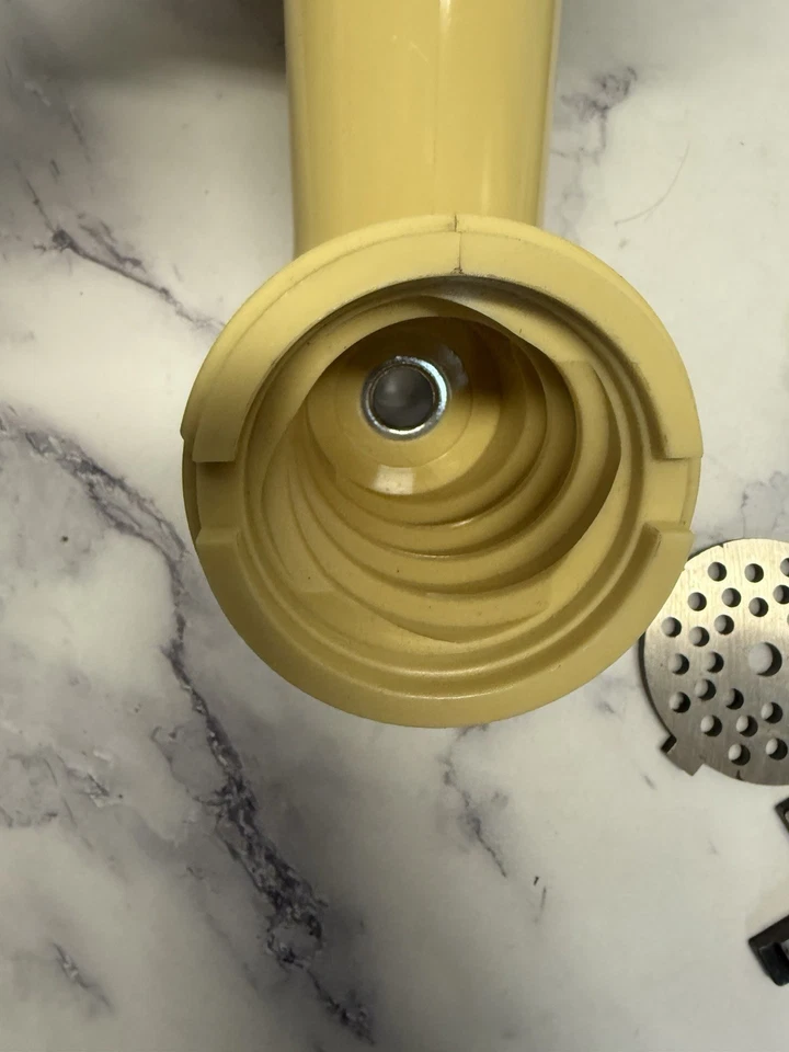 Cabezal de molinillo de alimentos centro de cocina Oster Regancy de colección 954-14A con accesorios Foto 3 de 4