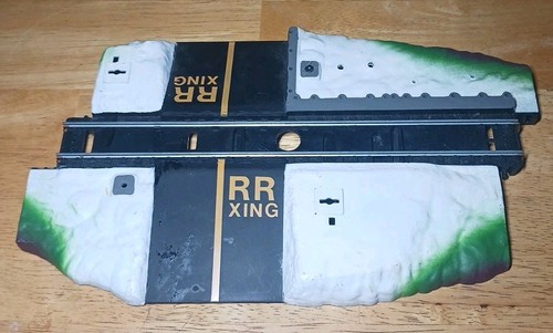 Intersección de carretera realista RR XING #580313 escala HO | Zustand: Used
