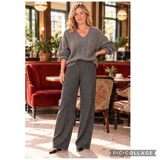 NWT Express Gray Herringbone Mid Rise Wide Leg Trouser Pants Large