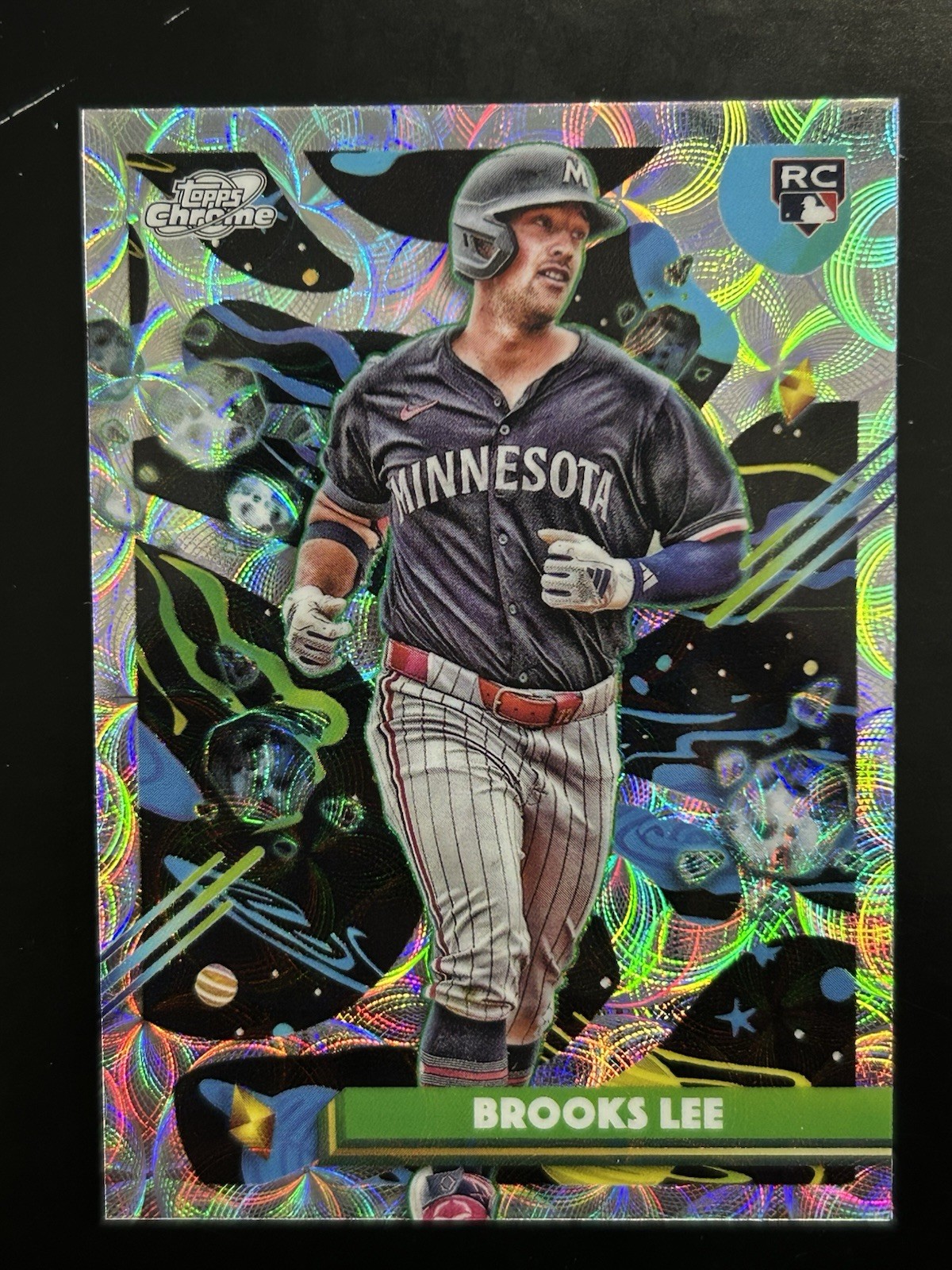 2025 Topps Cosmic Chrome Brooks Lee RC Nucleus Refractor #129