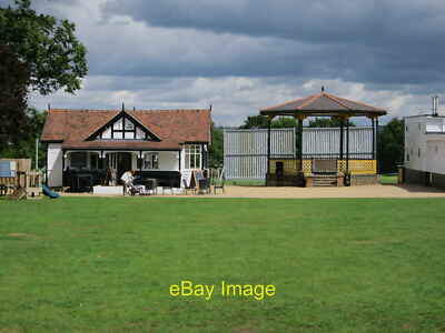 Foto 6x4 Bandstand von Cricket Ground Sevenoaks c2017