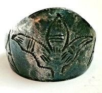 ANCIENT ROMAN SILVERED RING WITH RUNIC ENGRAVINGS