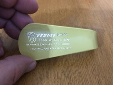 VINTAGE MAX BRANOVAN SHOE CO MILWAUKEE WI ADVERTISING PLASTIC SHOE HORN