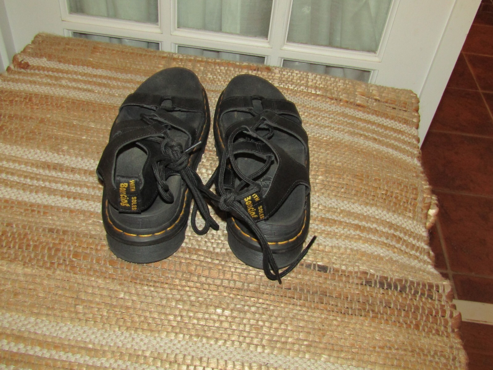Picture 4 of 9