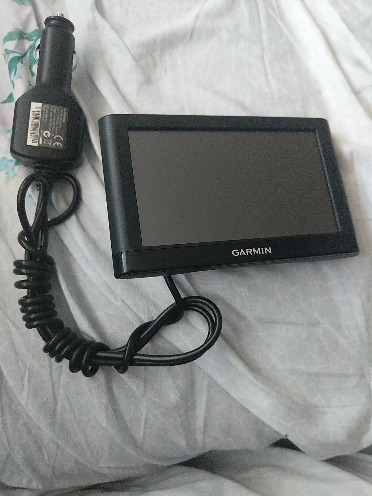 Garmin Nuvi 145 3.5-inch Portable Touchscreen GPS Navigator Black-image