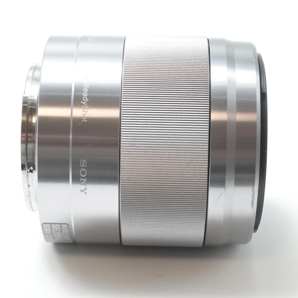 Sony E Mount SEL50F18 50mm f/1.8 OSS Silver Lens[Near Mint]#4842 - Image 4 of 4