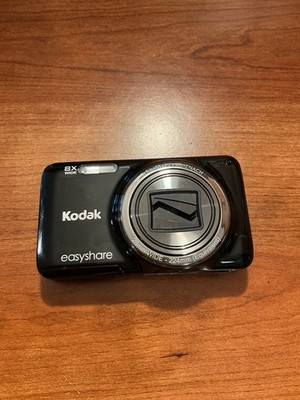 Kodak EasyShare M583 14.0MP Digital Camera Please READ Repair or parts ONLY