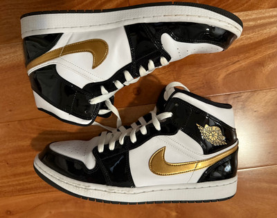 Air Jordan 1 Mid Black Gold Size 10.5 used