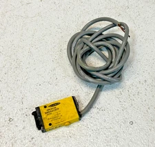 Banner SM2A312FP Mini-Beam Sensor