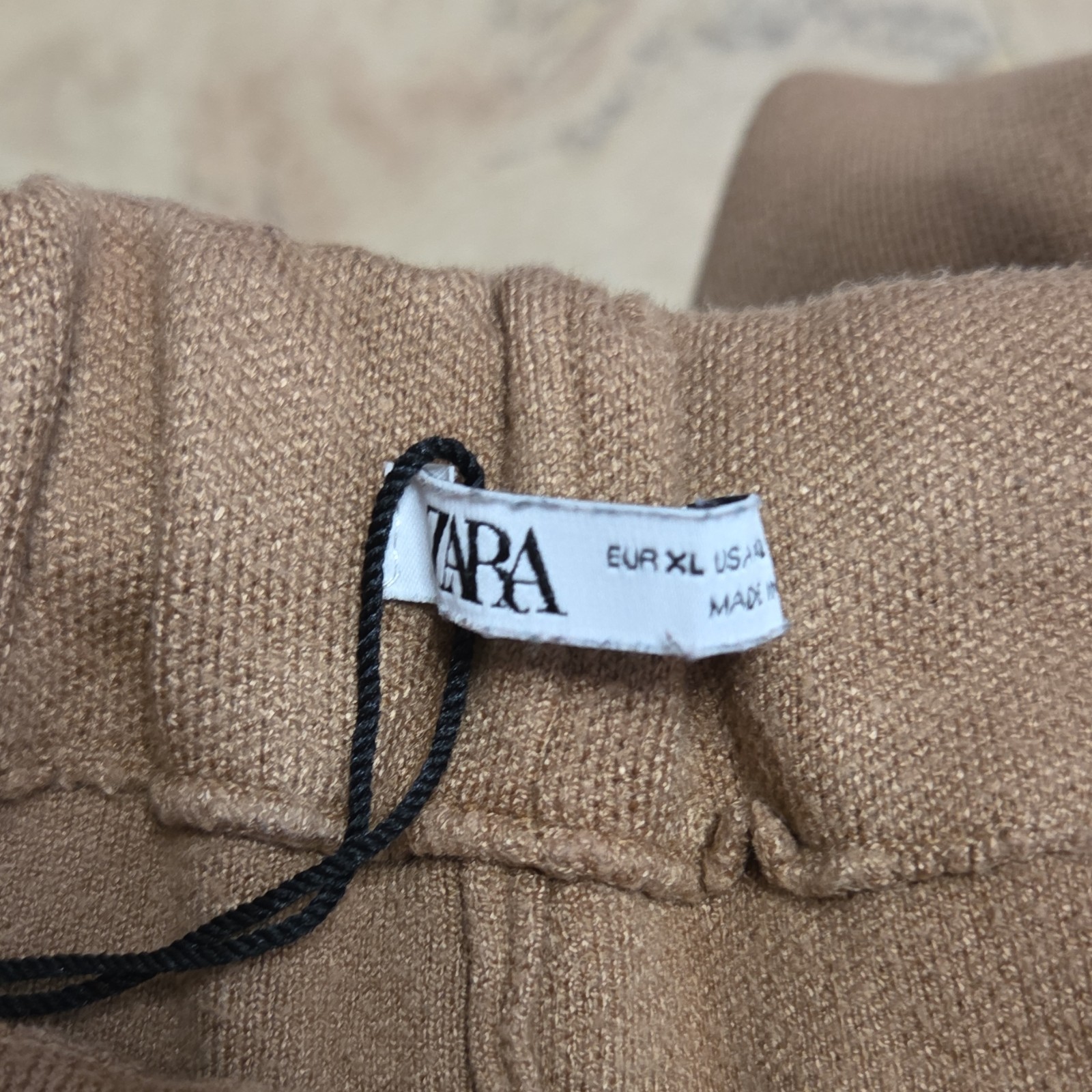 ZARA Women's Brown Drawstring Solid Pattern Regul… - image 4