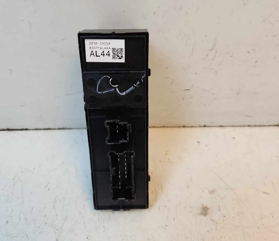 Interruptor maestro ventana delantera Subaru Outback Legacy Drivers 2017 OEM 83071AL44A Foto 4 de 4