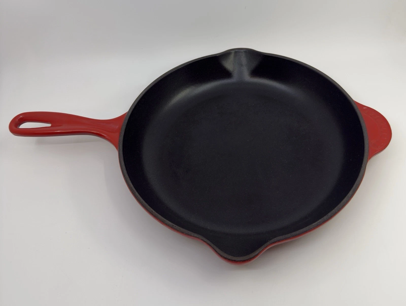 Vintage Le Creuset France Red / Orange Cast Iron 10” Skillet #26 Flat Bottom