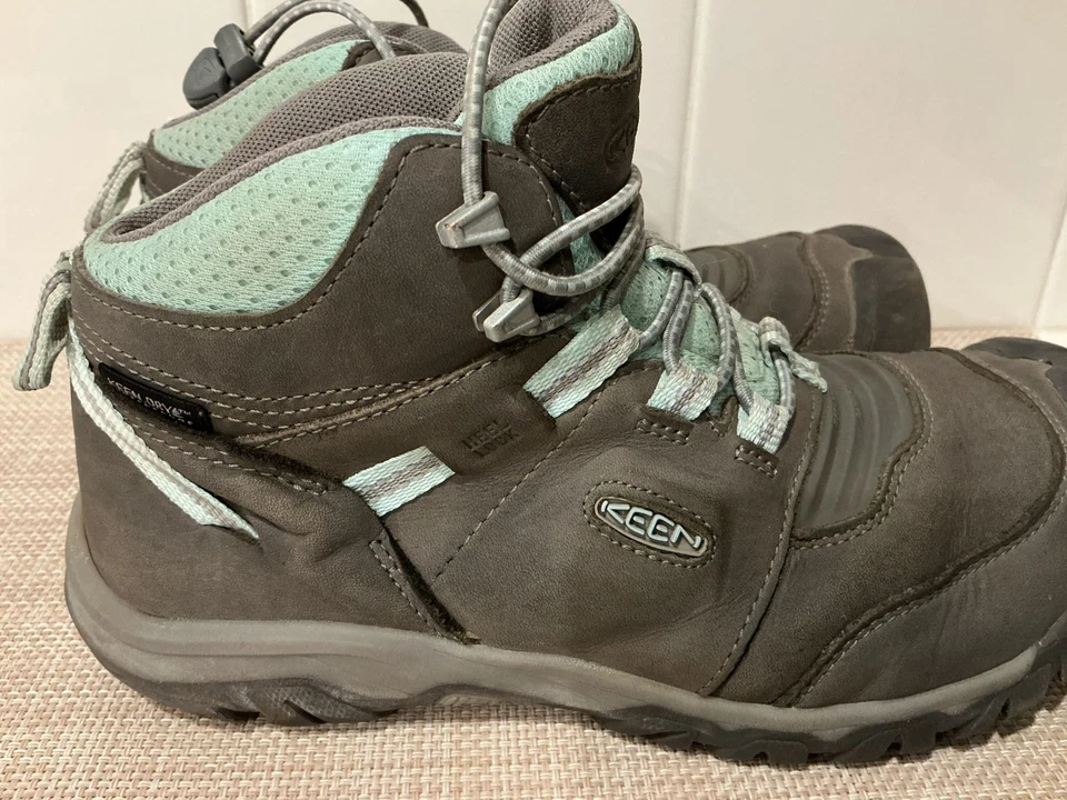 Botas de Senderismo Keen Dry Juvenil Talla 4 Impermeables Trail Ligeras Gris/Verde azulado Usadas Foto 2 de 4