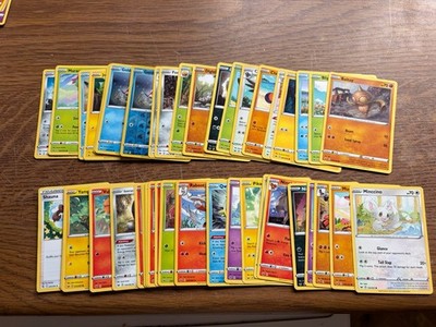 Schwert und Schild Base Set Konvolut Pokemon Karten - insgesamt 56 