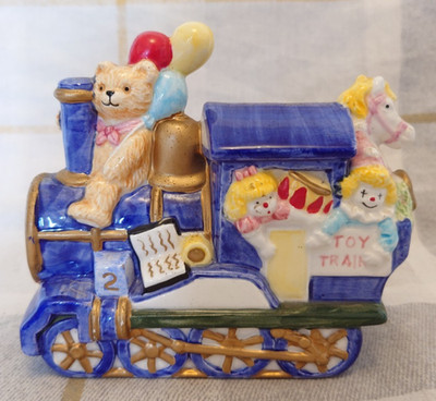 Keramik bemalter bunter Teddy der Spielzeug Zug Ornament von Leonardo