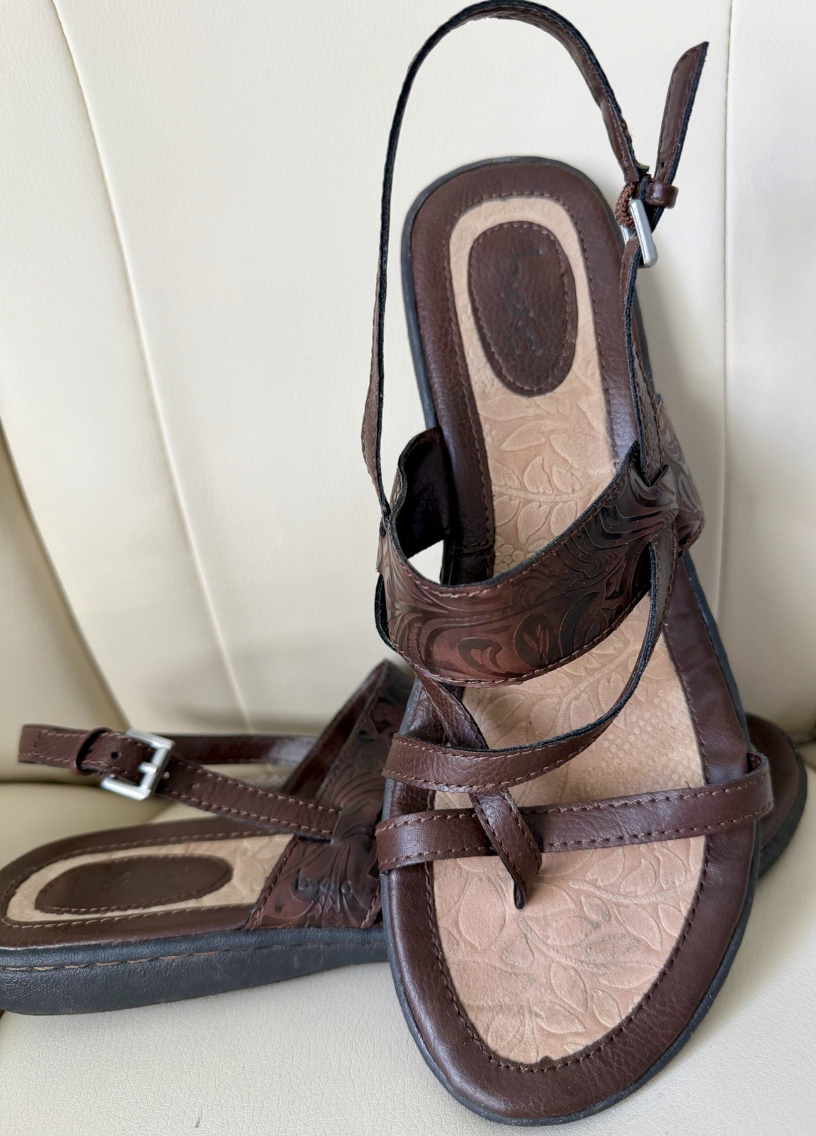 B.O.C Born Concept Brown Faux Leather Thong Strappy Slingback Sandals 9M