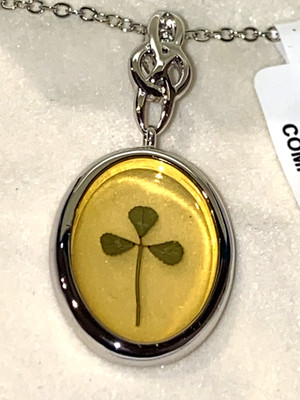 Encased 3 leaf Clover Pendant Necklace Made In Ireland NEW