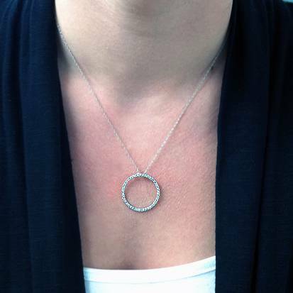 1 Ct Real Diamond Circle Of Life Eternity Round Pendant 14K White Gold - Picture 4 of 4
