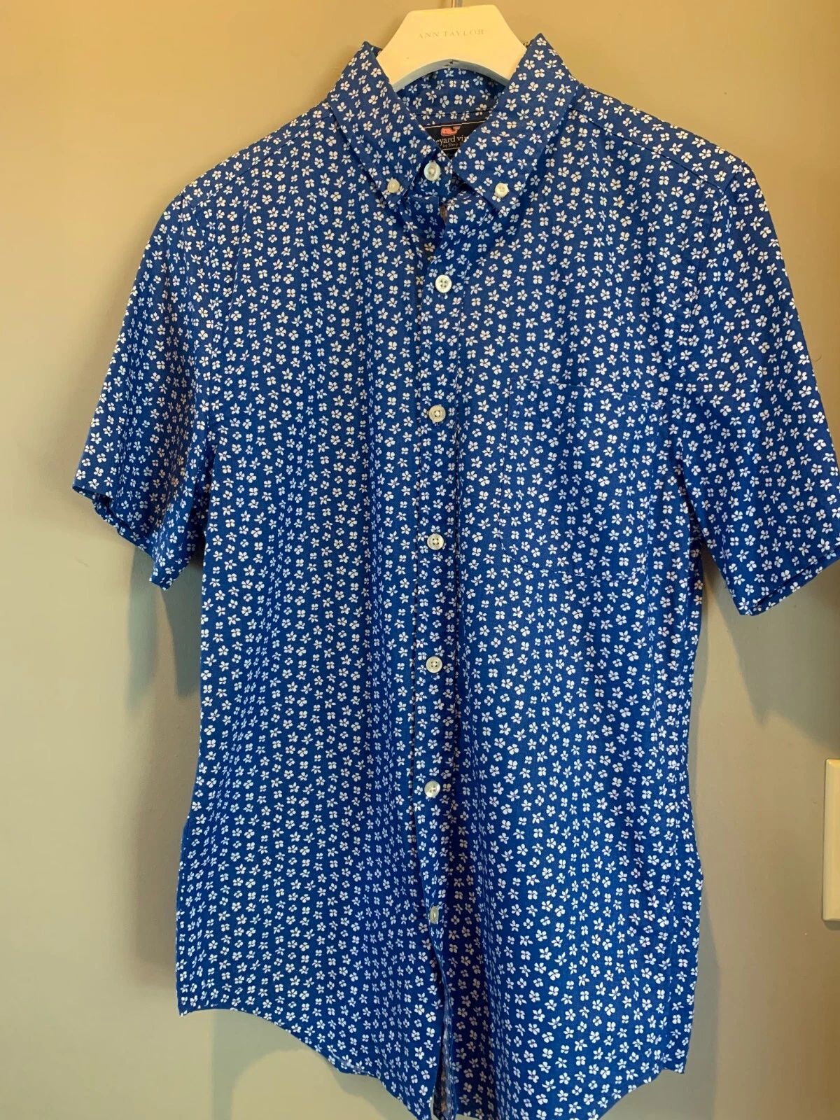 VINEYARD VINES men's/teen slim fit Murray shirt-sh sleeved blue floral shirt XS