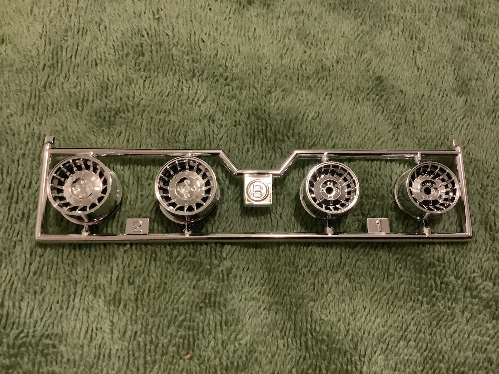 Renault 5 Turbo 1/24 Scale Model Custom Wheels Unboxed-image