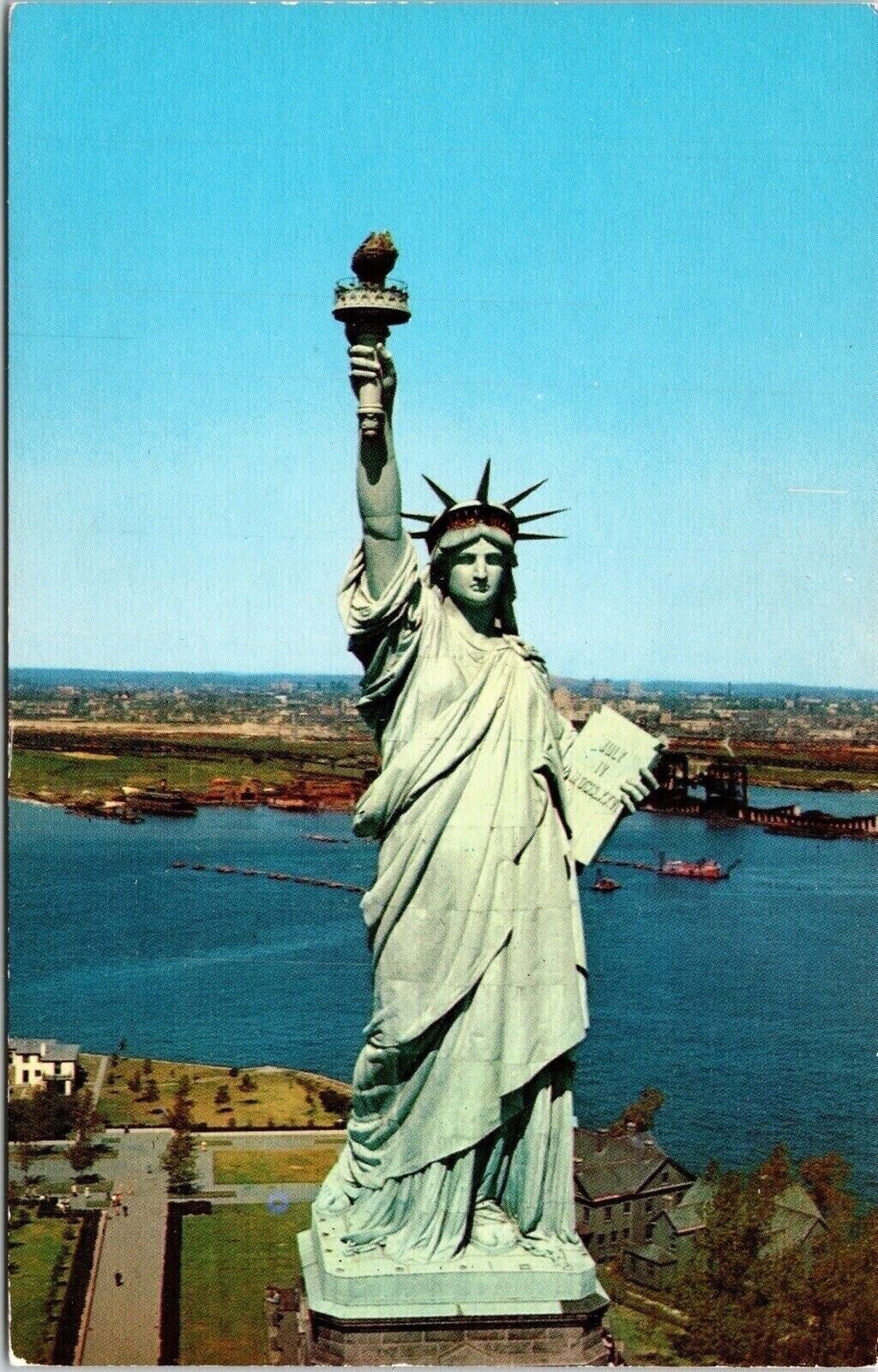 Statue Of Liberty Symbol Of Peach New York Harbor Usa New York City