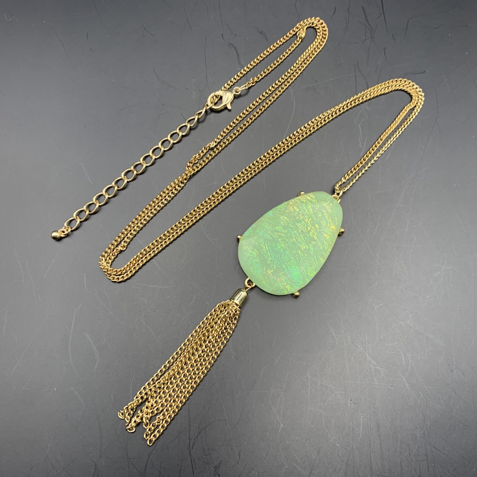 Long Boho Tassel Pendant Necklace Green Acrylic Gold Tone 34 Inch Bohemian