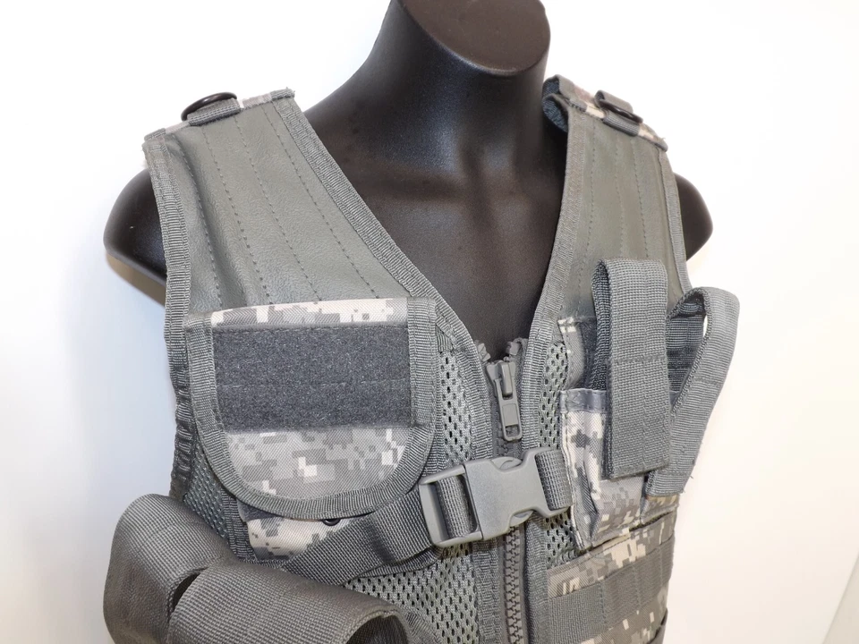 Colete tático camuflado ACU ajustável infantil Rothco - Imagem 2 de 4